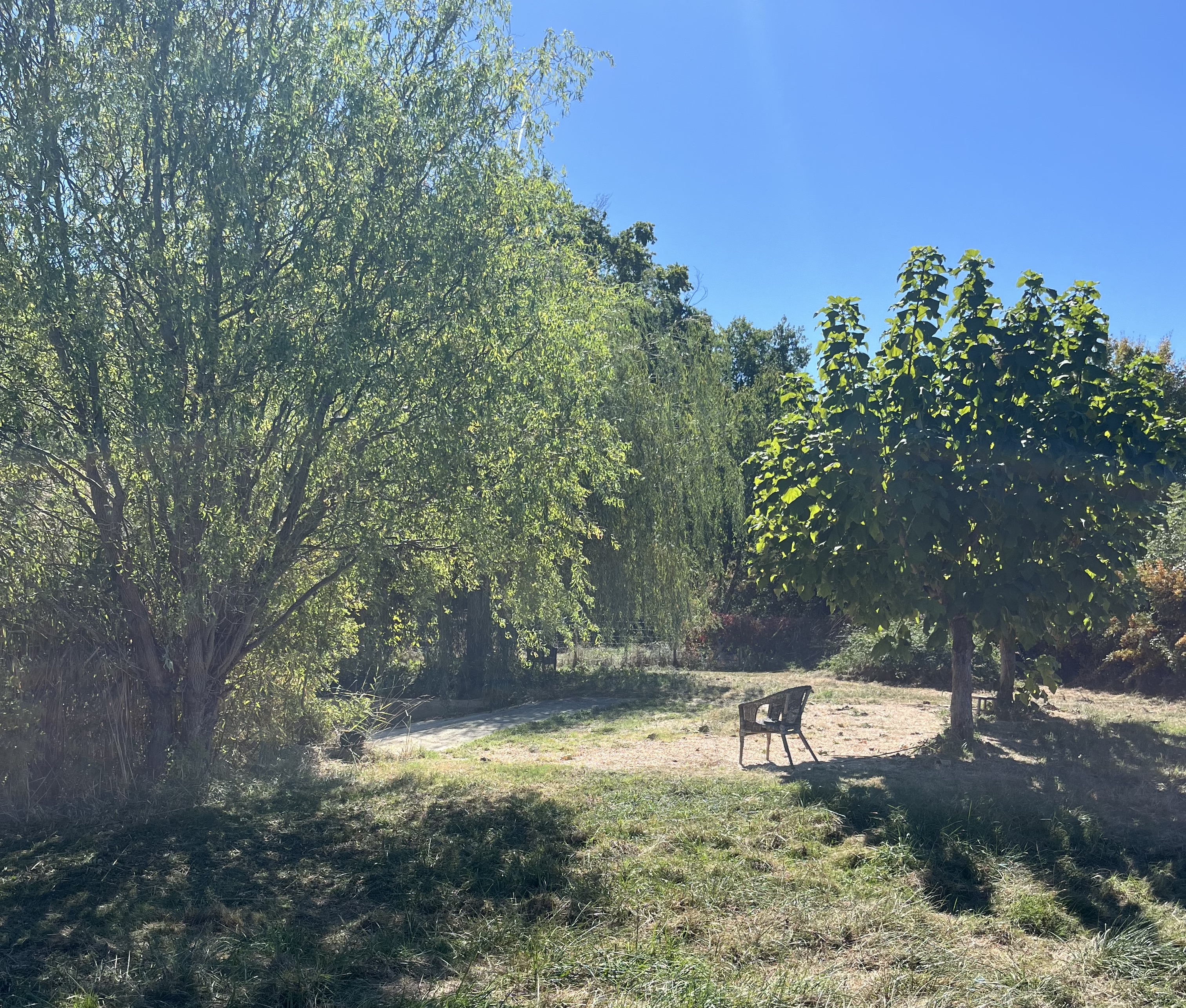 "Meadow Vista" For Sale Between Toulouse &amp; Tarbes, near the charming town of Boulogne sur Gesse, authentic u-shaped farmhouse dating back to the 1700s, recently renovated with care. Unique!... &pound; 590,000