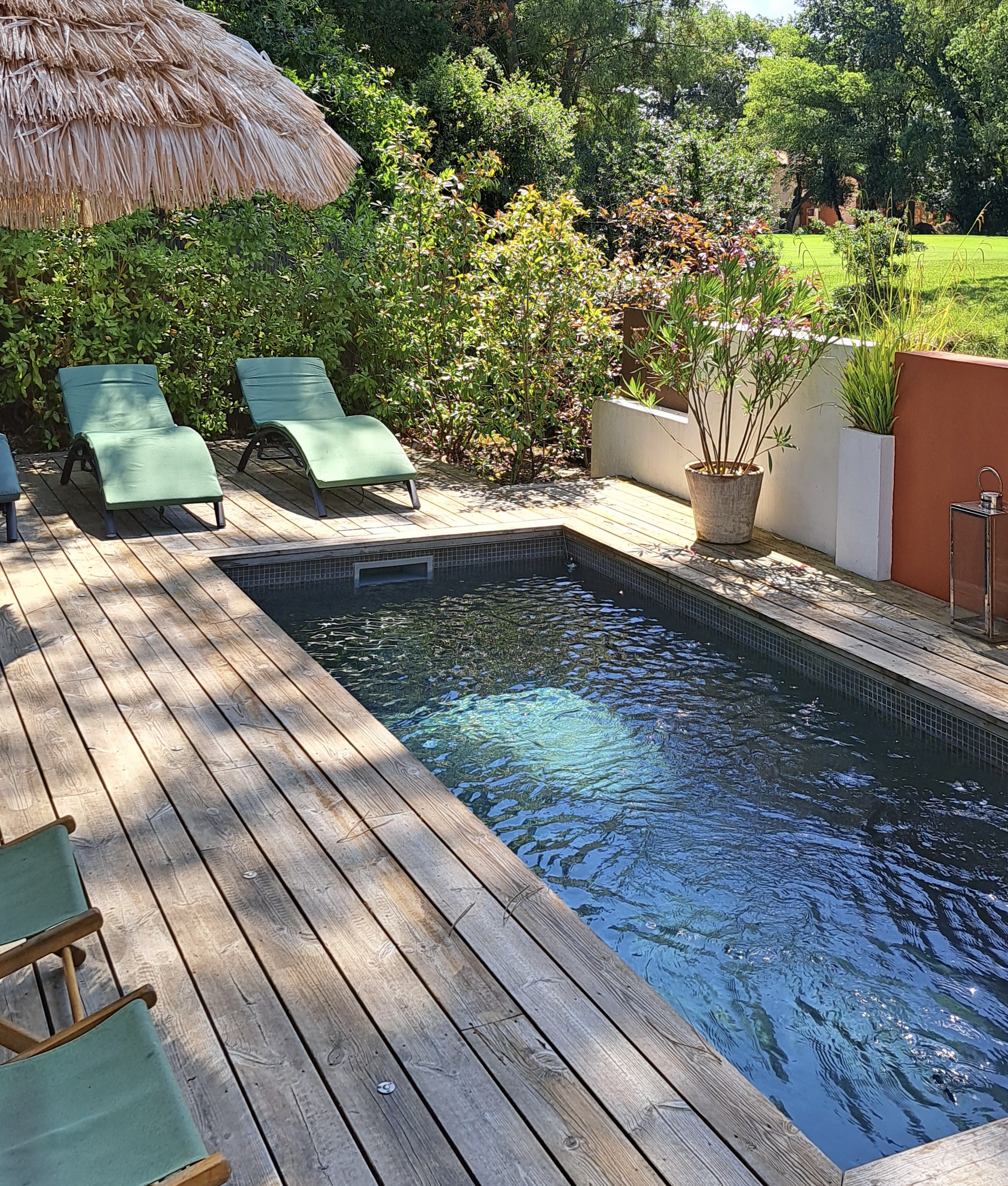 "River Ridge Golf Mansion" A Vendre Hossegor Golf / Vues Uniques, superbe villa landaise hossegorienne de 240m2 comprenant 5 ch / 4 bains, garage &amp; annexes, sise sur jardin paysager avec decks... 3.045.000 &euro;