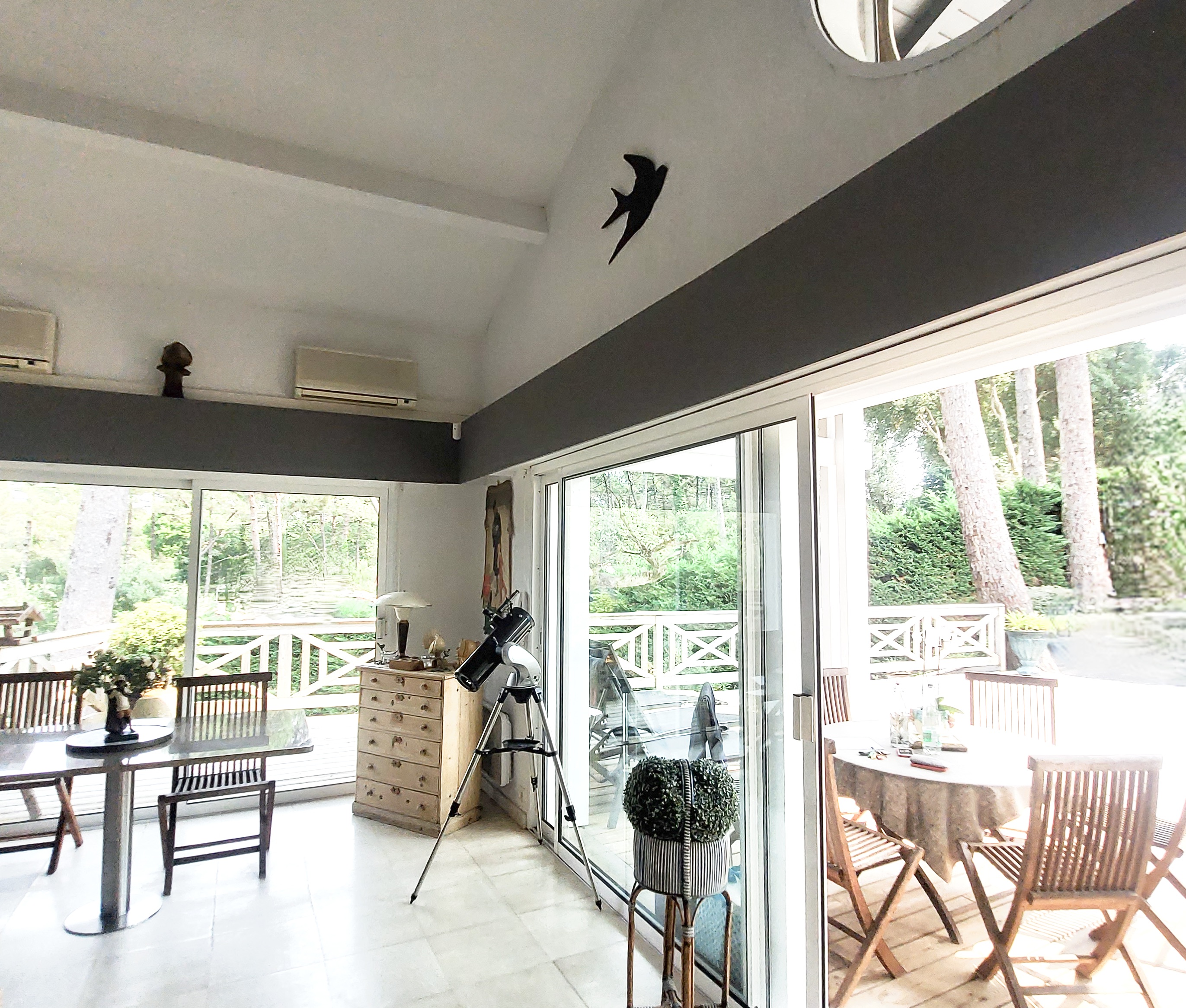 &ldquo;Santa Rosa Hills Estate&rdquo; A Vendre Hossegor, r&eacute;sidentiel &amp; calme, tr&egrave;s belle villa contemporaine 4 ch. / 3 bains avec piscine sur 1500m2 de terrain arbor&eacute; &amp; l&eacute;g&egrave;rement vallonn&eacute;&hellip; 1.300.000 &euro;