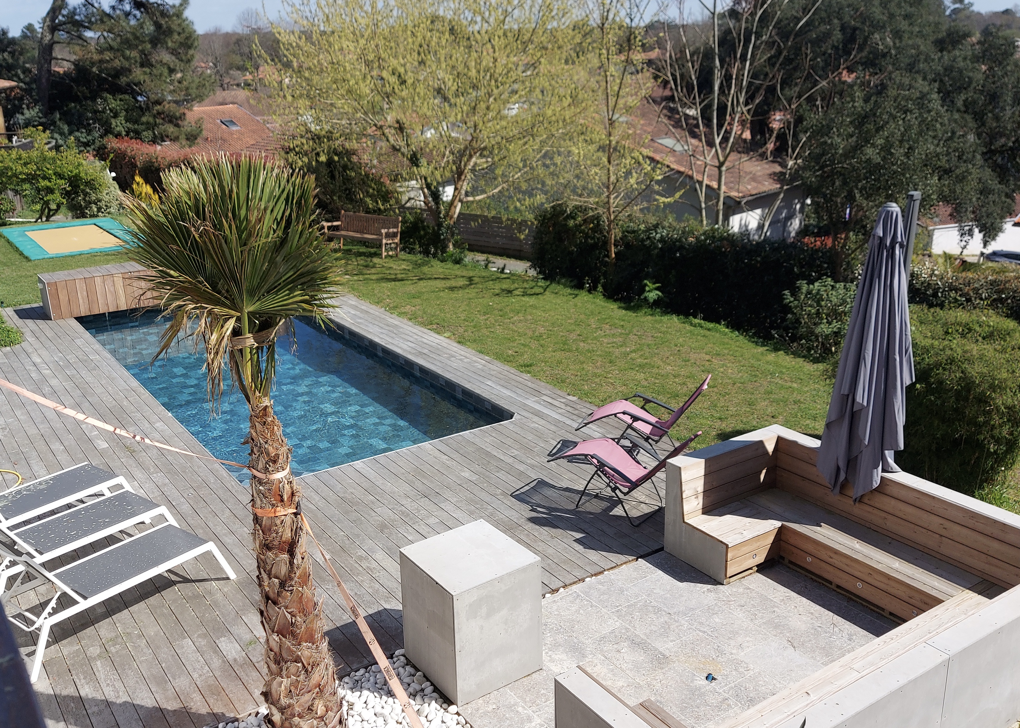 &ldquo;GoodYear&nbsp;Lodge&rdquo; A Vendre 4km Hossegor, golf &amp; plages &agrave; v&eacute;lo, propri&eacute;t&eacute; atypique et originale sur une hauteur, compos&eacute;e de 3 villas en &eacute;tat neuf, 3500m2 de parc et piscine chauff&eacute;e - unique!... 3.350000 &euro;&nbsp;