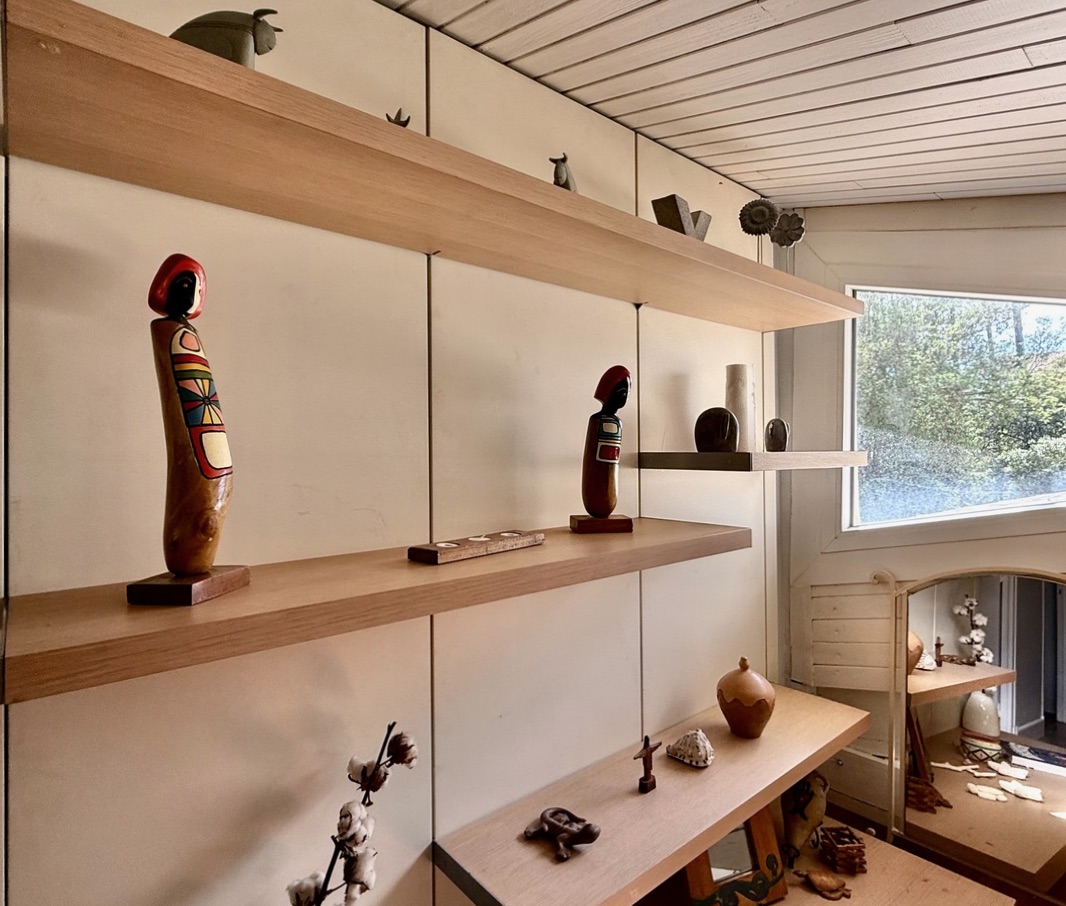 &ldquo;Palm Springs Beach Estate&rdquo; A Vendre Mandat Exclusif Seignosse Oc&eacute;an, environnement calme &amp; r&eacute;sidentiel &agrave; seulement 300 m. des plages, villa 5ch. + / 3 bains, style contemporain, r&eacute;novation r&eacute;cente, piscine chauff&eacute;e&hellip; 1.365.000 &euro;