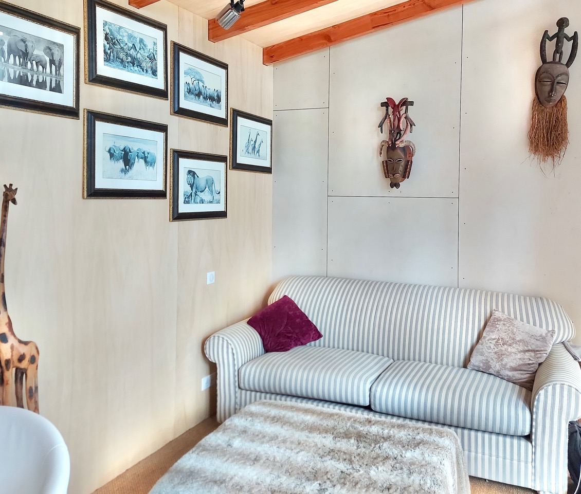 "The Tree Lodge" A Vendre Seignosse Bourg Proche Golf &amp; 4km Plages, tr&egrave;s agr&eacute;able villa r&eacute;nov&eacute;e &agrave; neuf 2 ch. / 2 bains plus villa d&rsquo;amis 2 pi&egrave;ces, grand calme, vues uniques, confort... 1.260.000 &euro;