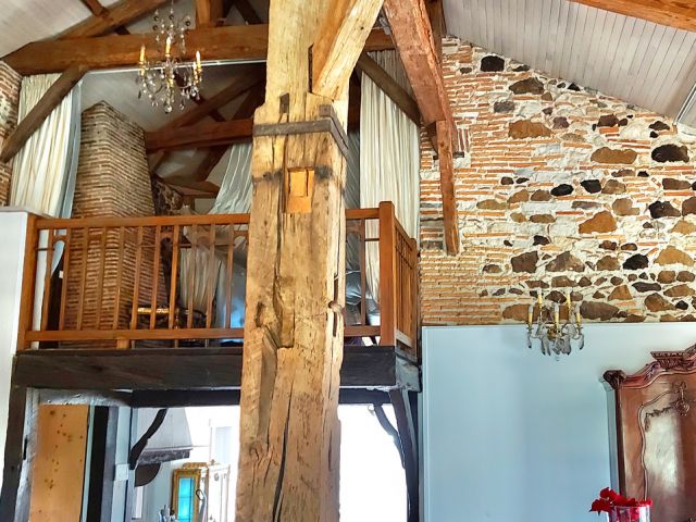 "Airial Springwood" A Vendre Entre Dax &amp; la C&ocirc;te, propri&eacute;t&eacute; landaise de caract&egrave;re, 4 ch. / 3 bains, tout confort, maison annexe, piscine et pool house sur env. 9000 m2 de parc ; vivez un r&ecirc;ve de campagne si pr&egrave;s de l'ocean... 760.000 &euro;