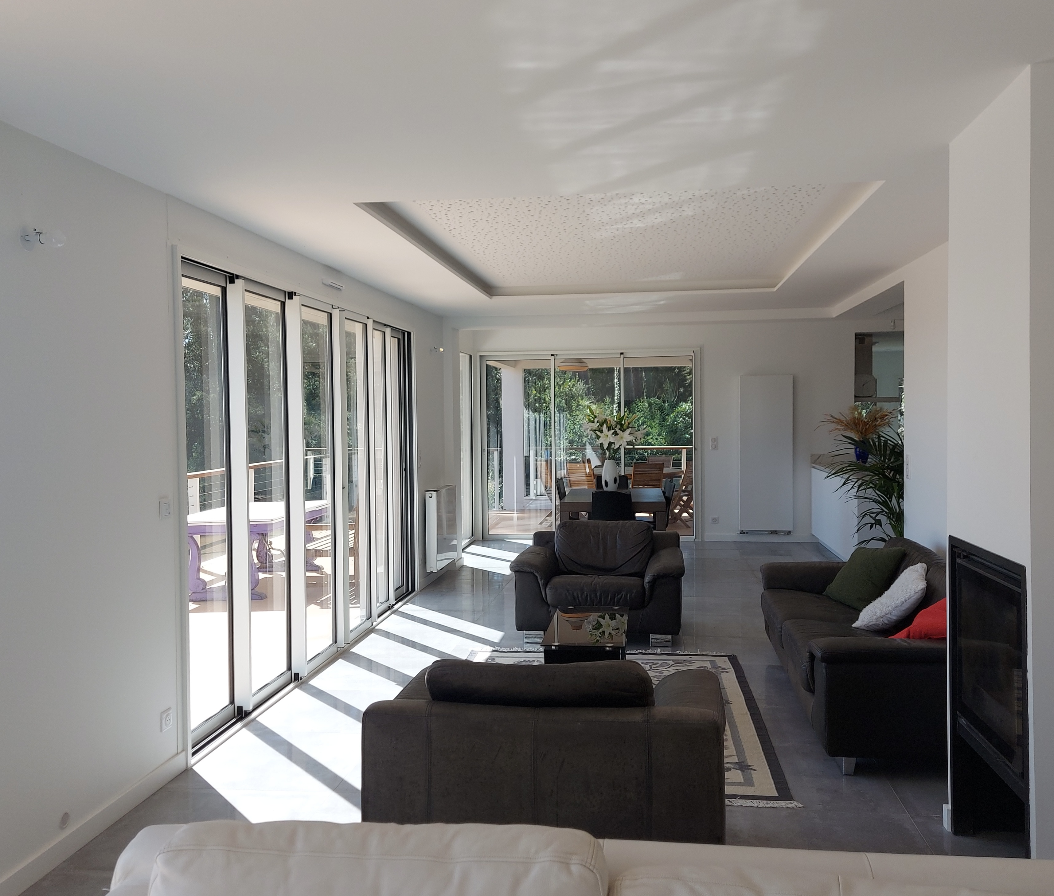 "Loma Vista Beach House" A Vendre 4km Hossegor, golf &amp; plages &agrave; v&eacute;lo, superbe villa 4ch. / 3 bains r&eacute;nov&eacute;e &agrave; neuf, 2700 m2 de parc et piscine chauff&eacute;e - unique, vues d&eacute;gag&eacute;es &amp; position dominante!... 2.300.000 &euro;&nbsp;