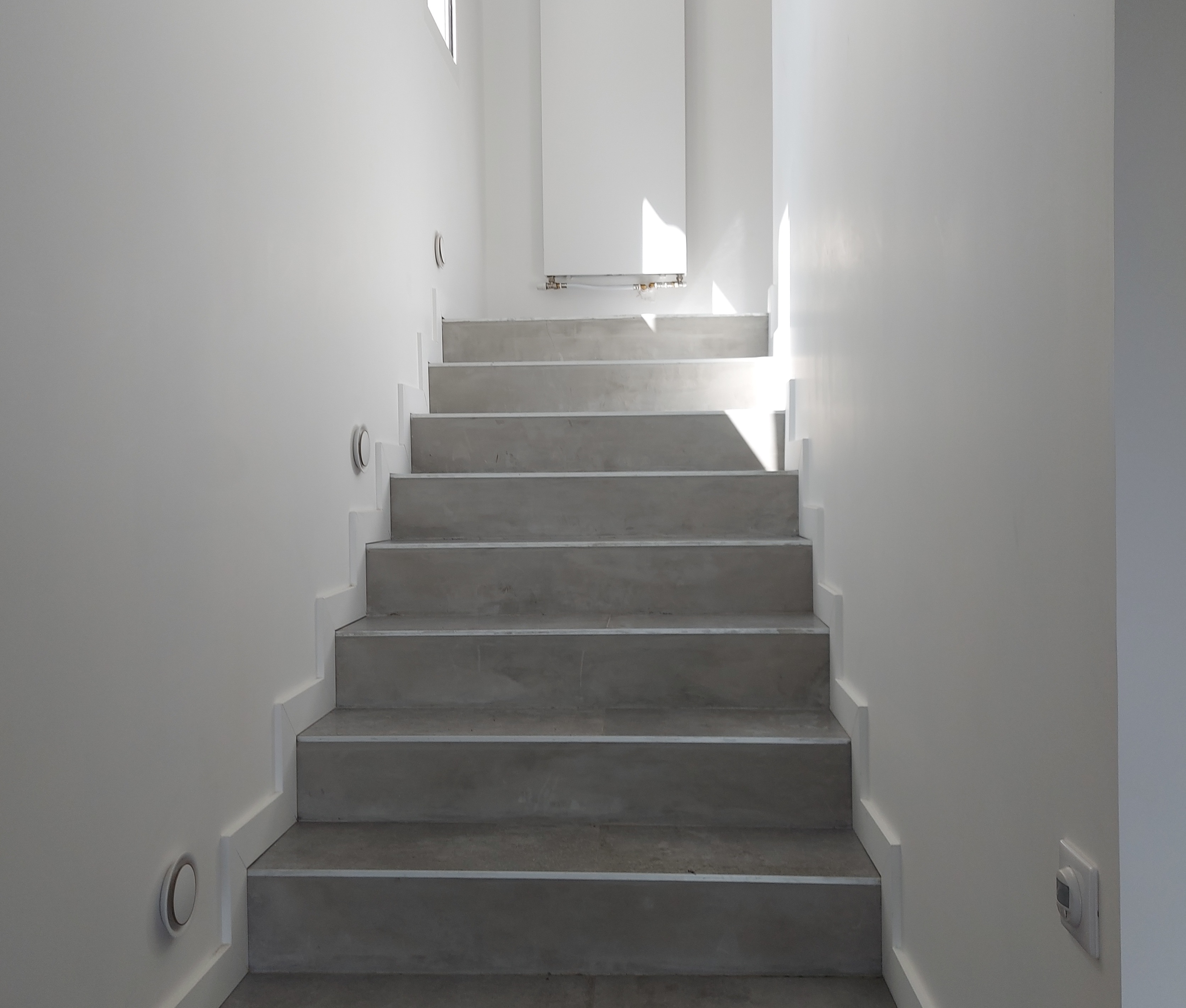 "Loma Vista Beach House" A Vendre 4km Hossegor, golf &amp; plages &agrave; v&eacute;lo, superbe villa 4ch. / 3 bains r&eacute;nov&eacute;e &agrave; neuf, 2700 m2 de parc et piscine chauff&eacute;e - unique, vues d&eacute;gag&eacute;es &amp; position dominante!... 2.300.000 &euro;&nbsp;