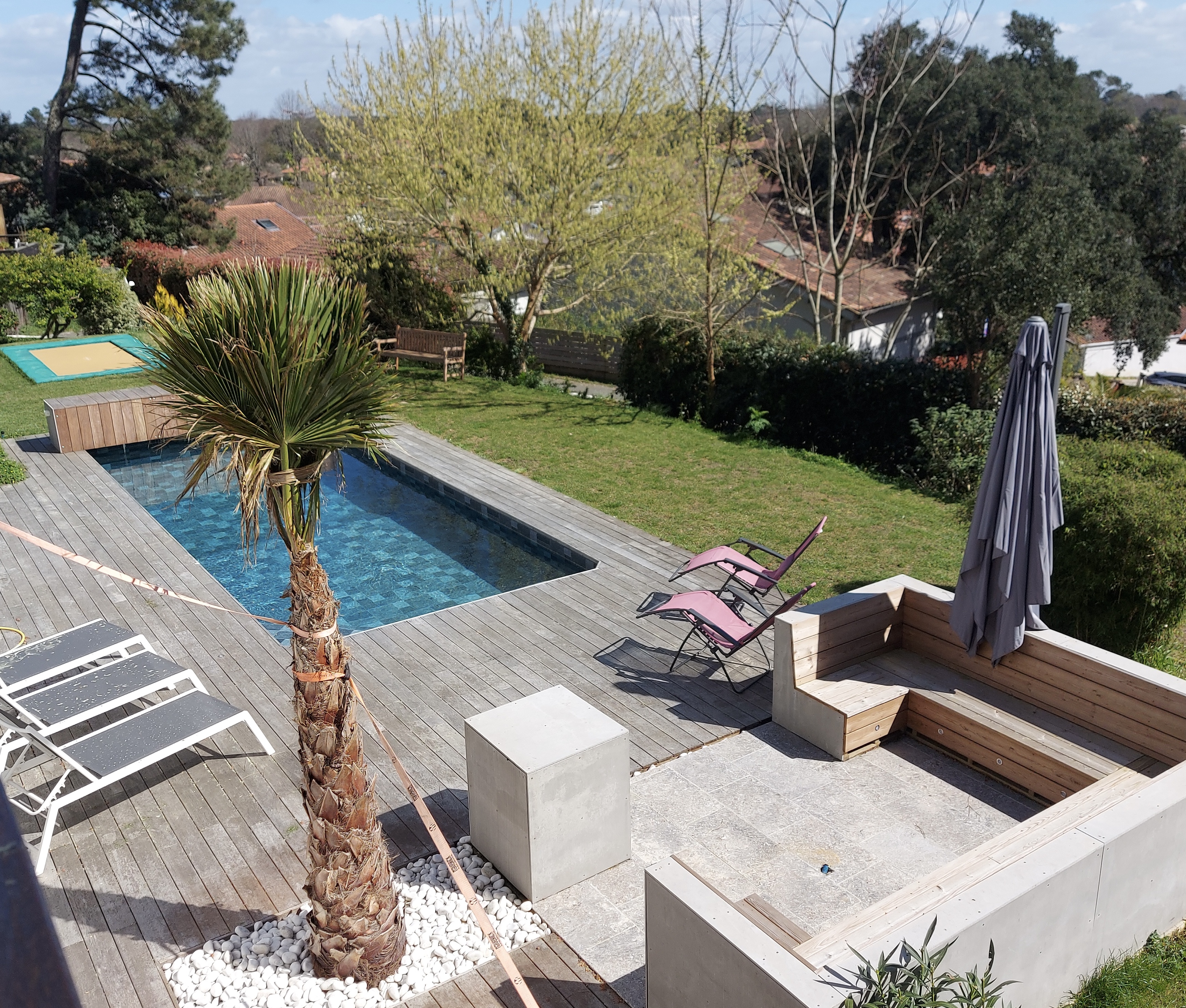 "Loma Vista Beach House" A Vendre 4km Hossegor, golf &amp; plages &agrave; v&eacute;lo, superbe villa 4ch. / 3 bains r&eacute;nov&eacute;e &agrave; neuf, 2700 m2 de parc et piscine chauff&eacute;e - unique, vues d&eacute;gag&eacute;es &amp; position dominante!... 2.300.000 &euro;&nbsp;